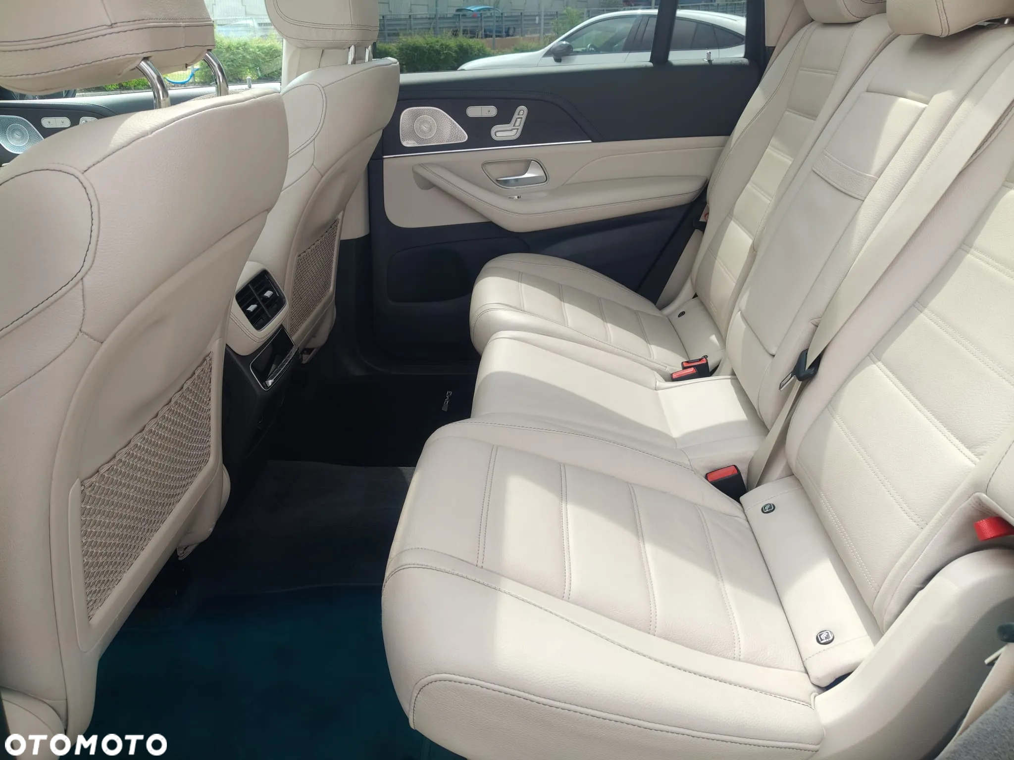 Mercedes-Benz GLS 400 d 4-Matic - 16