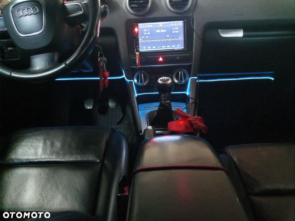 Audi A3 Sportback - 8