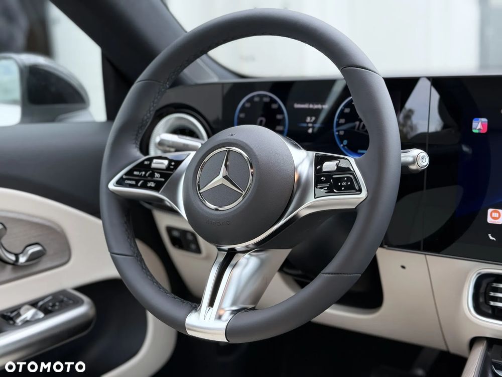Mercedes-Benz CLA 200 58kWh - 27