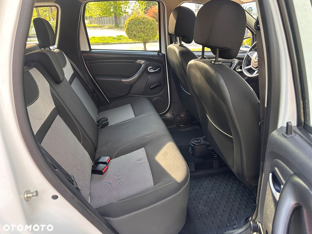 Dacia Duster 1.6 SCe Comfort 4WD - 6