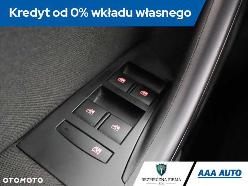 Opel Astra - 14