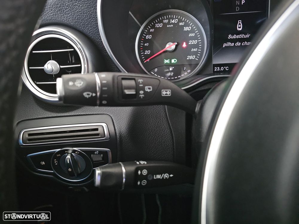 Mercedes-Benz GLC 220 d 4Matic 9G-TRONIC Edition 1 - 19