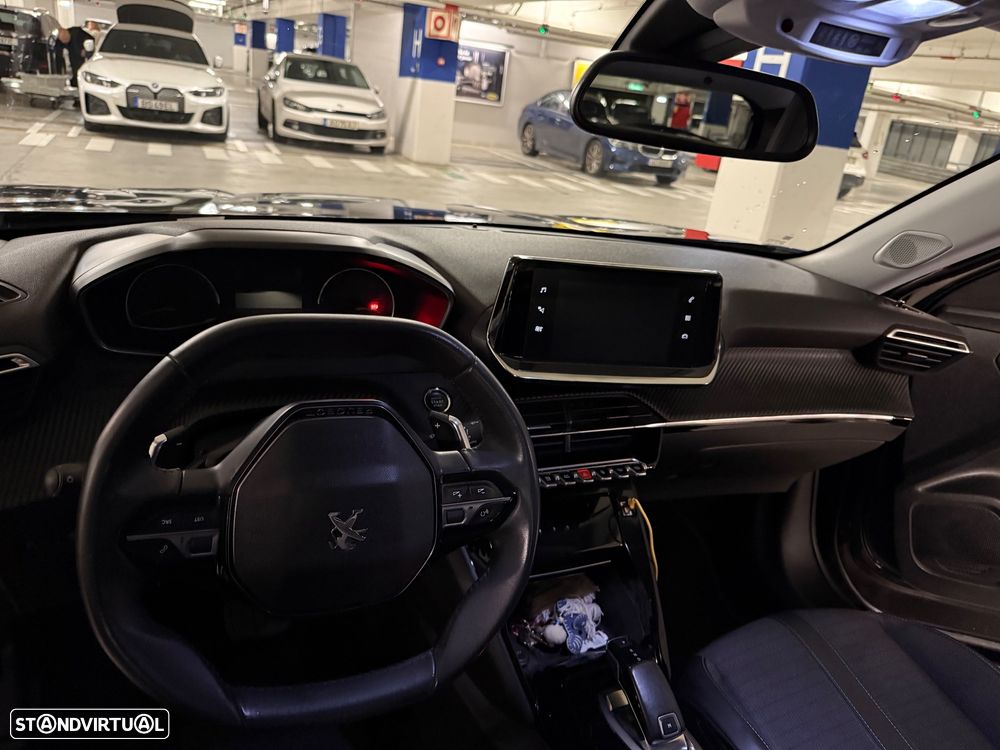 Peugeot 2008 PureTech 130 EAT8 Active - 6