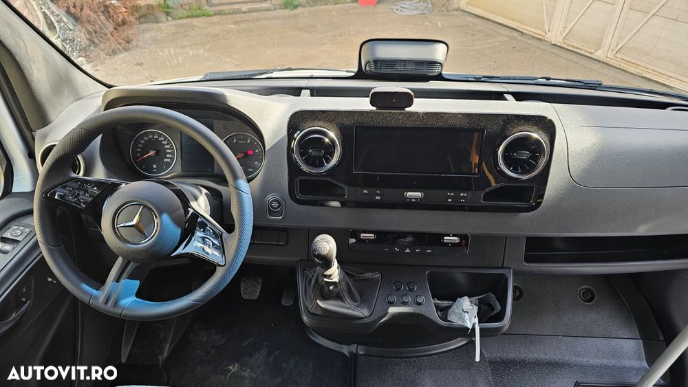 Mercedes-Benz SPRINTER - 9