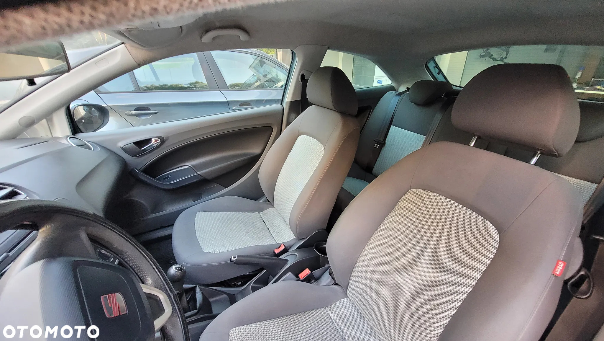 Seat Ibiza SC 1.4 16V Style - 11