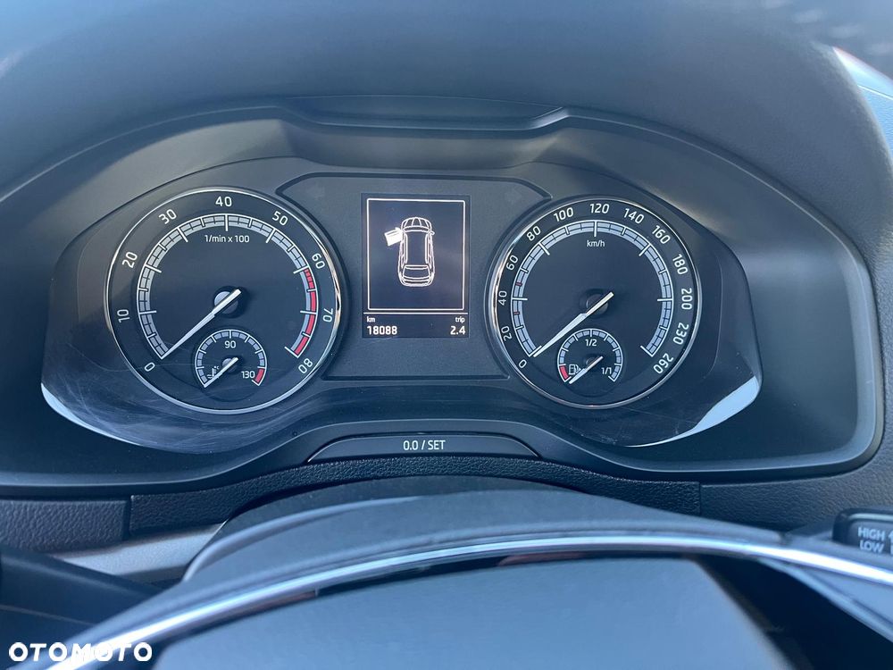 Skoda Karoq 1.0 TSI Active - 16
