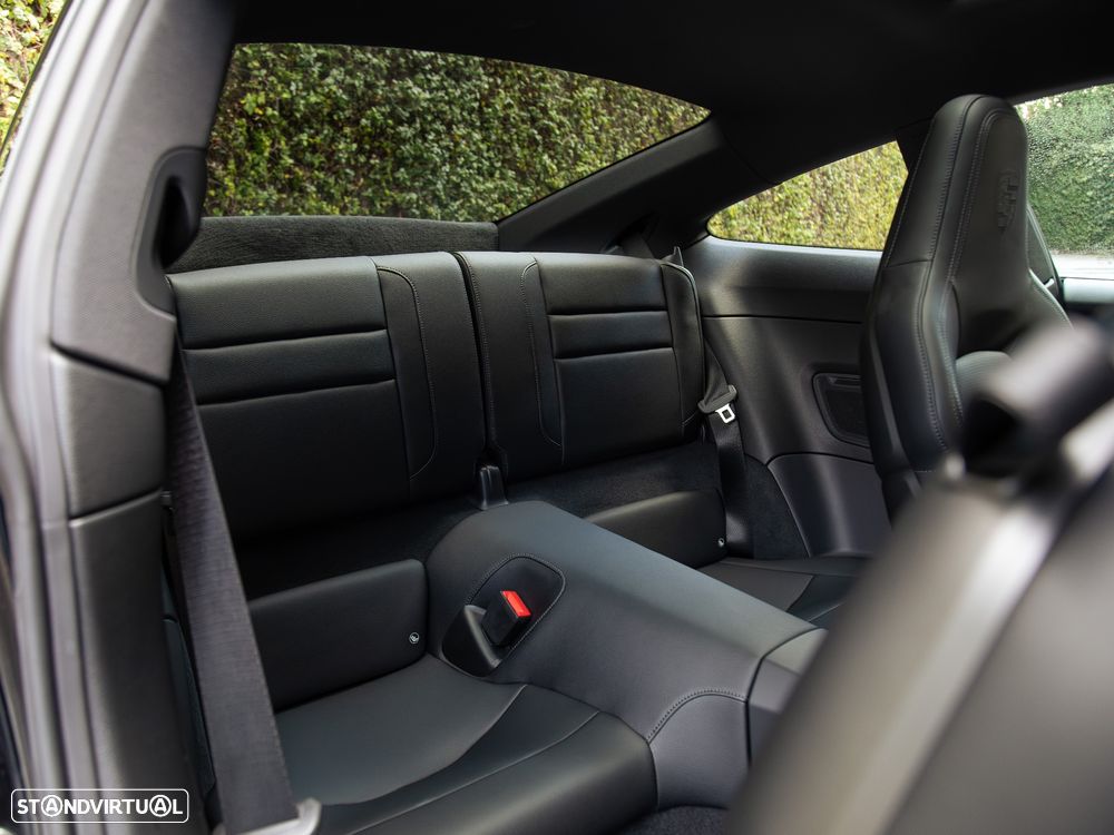 Porsche 911 (992) Carrera - 22