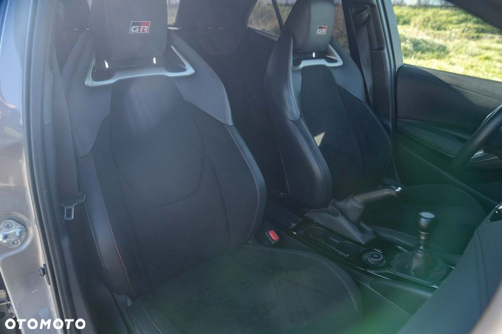 Toyota GR Corolla - 25
