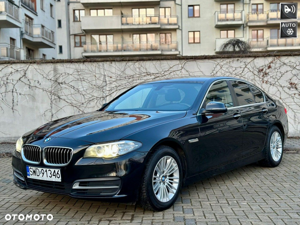 BMW Seria 5 520i Luxury Line