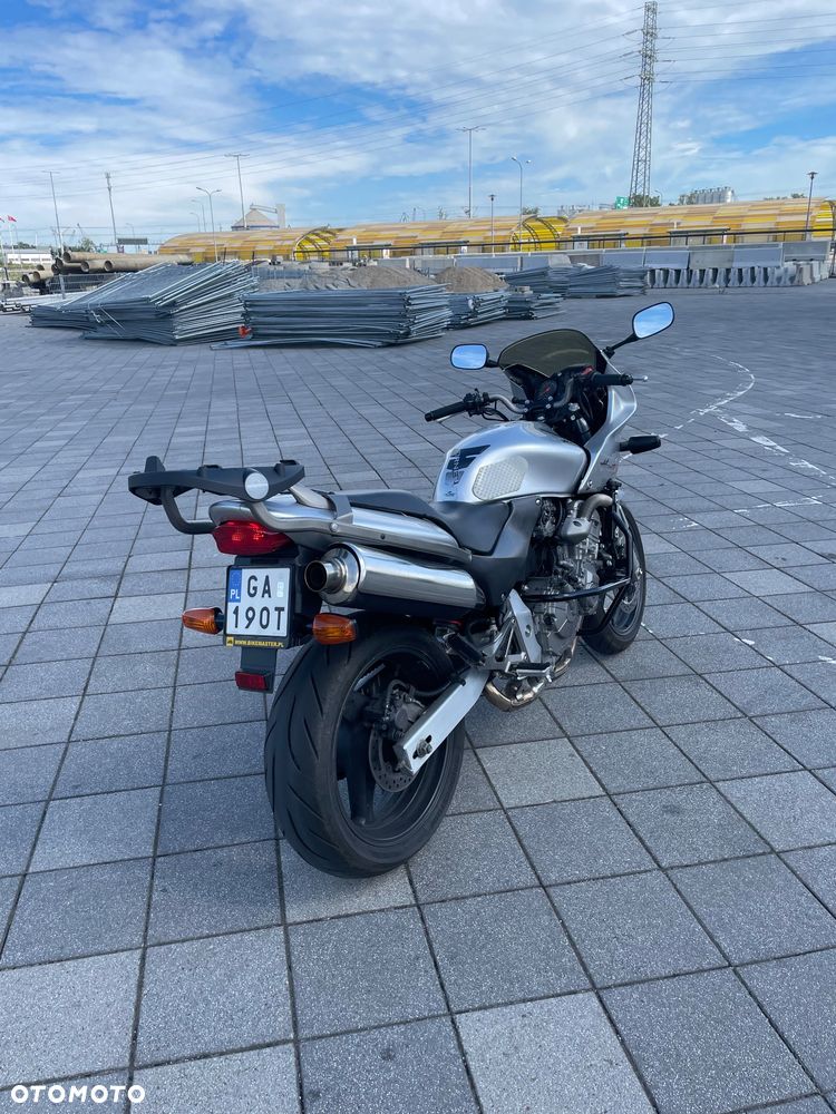 Honda Hornet - 3