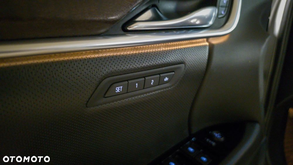 Cadillac XTS - 29