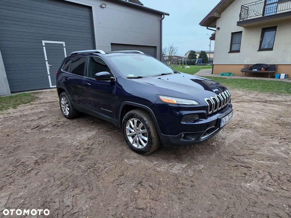 Jeep Cherokee - 3
