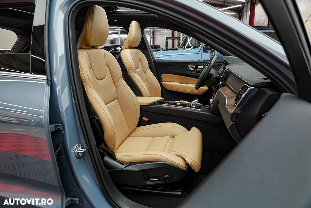 Volvo XC 60 B5 D AWD Geartronic Inscription - 8