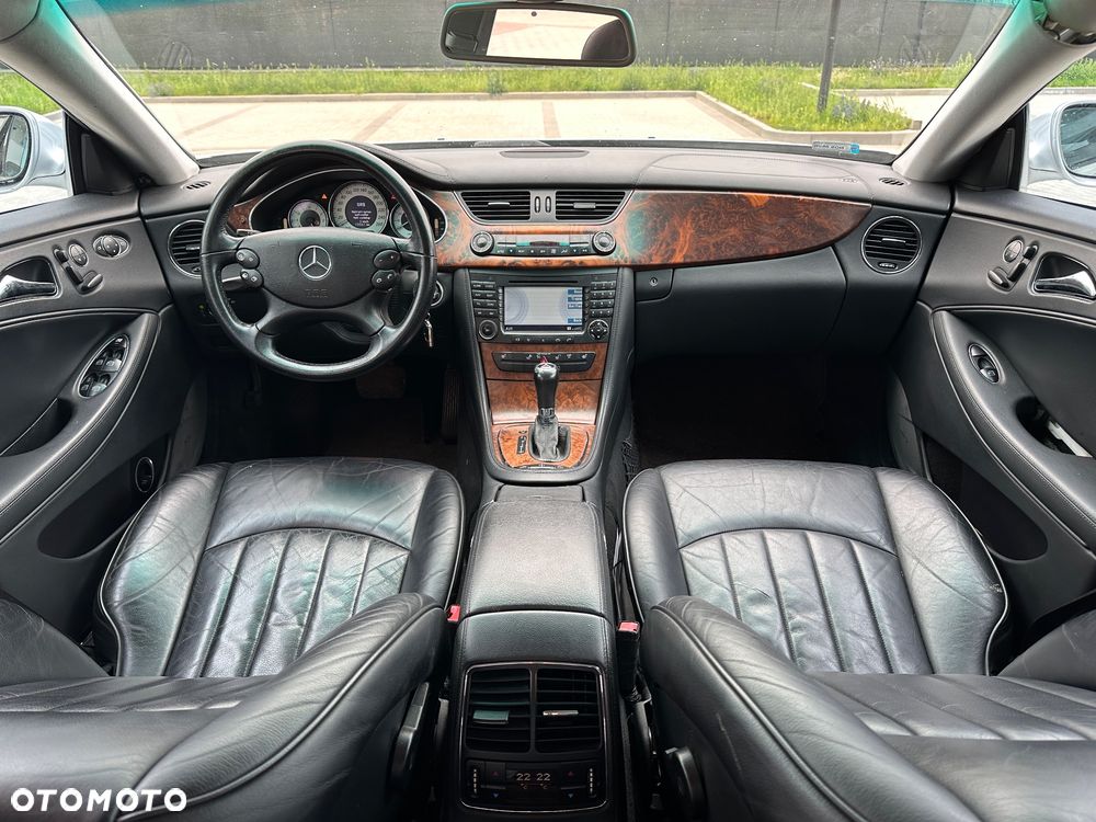 Mercedes-Benz CLS 500 - 5