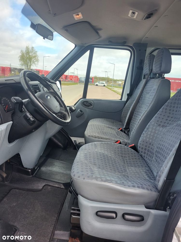 Ford Transit - 15