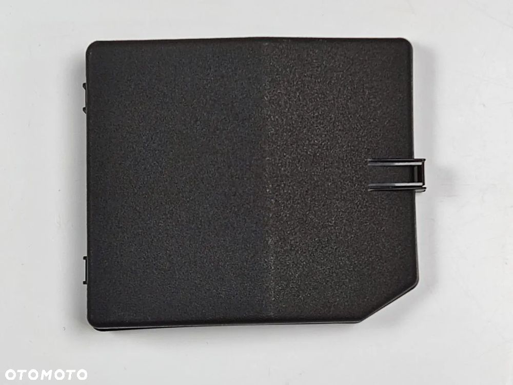 MITSUBISHI OUTLANDER PHEV 20-22r Pokrywa Skrzynki Bezpieczników - 1