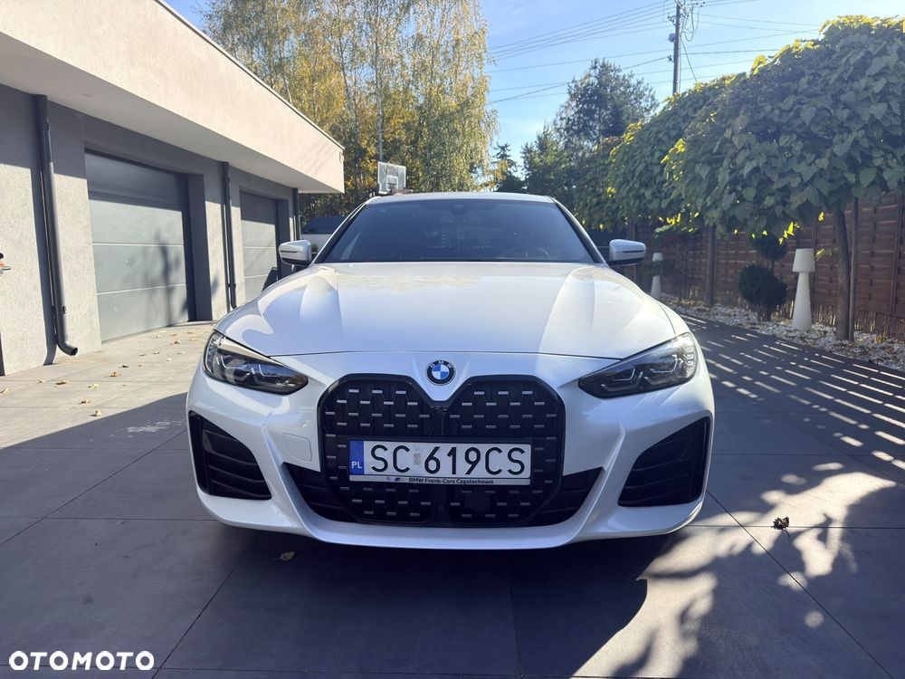 BMW Seria 4 2023 photo 2