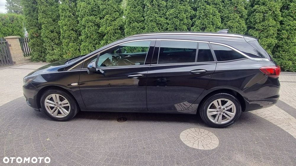 Opel Astra 2017 photo 3