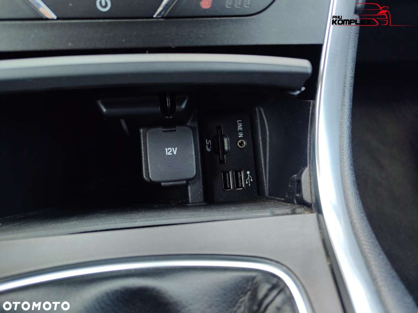 Ford S-Max - 33