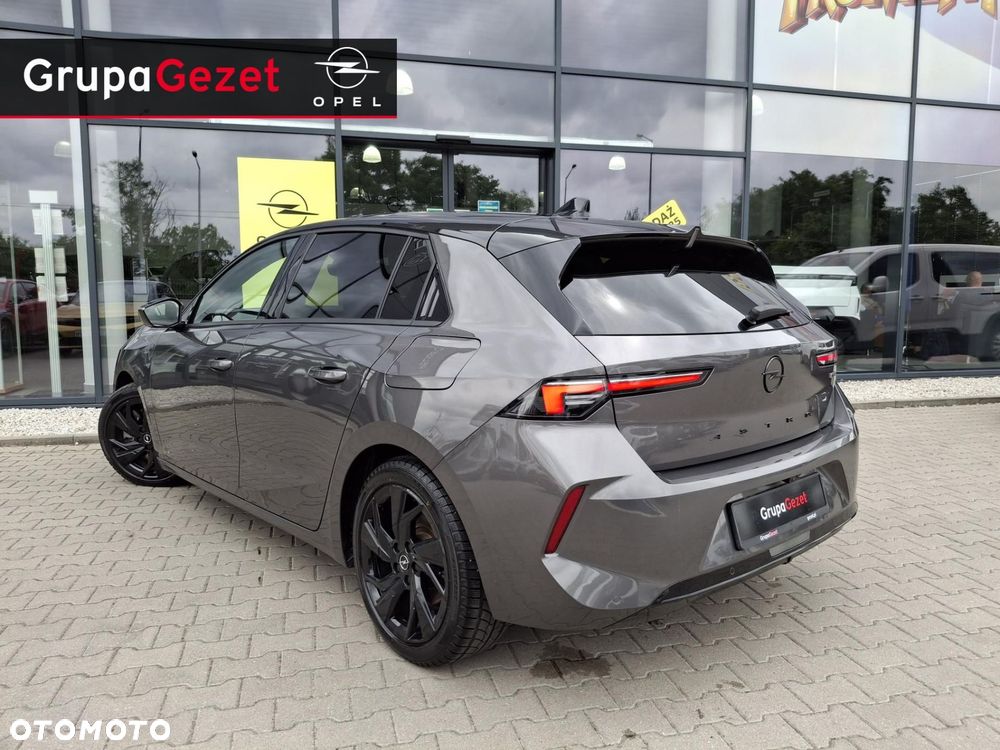 Opel Astra - 2