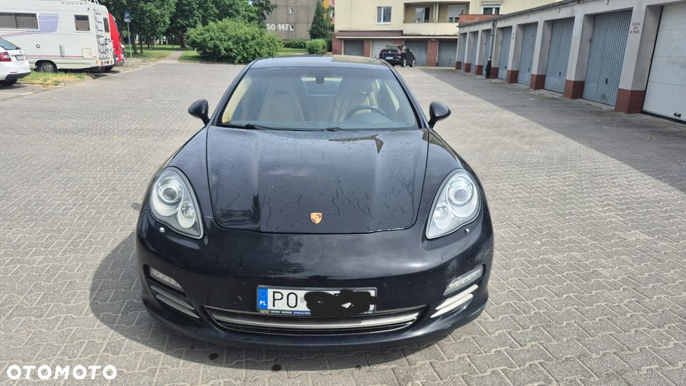 Porsche Panamera 4 PDK Platinum Edition - 5