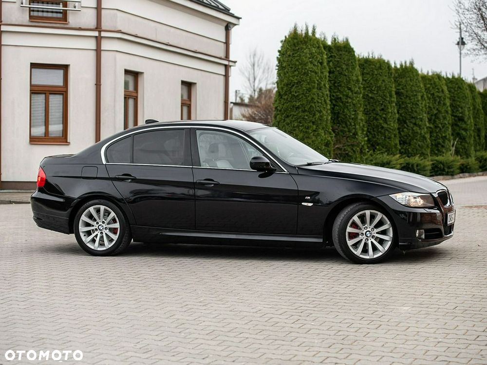 BMW Seria 3 325i Edition Sport - 19