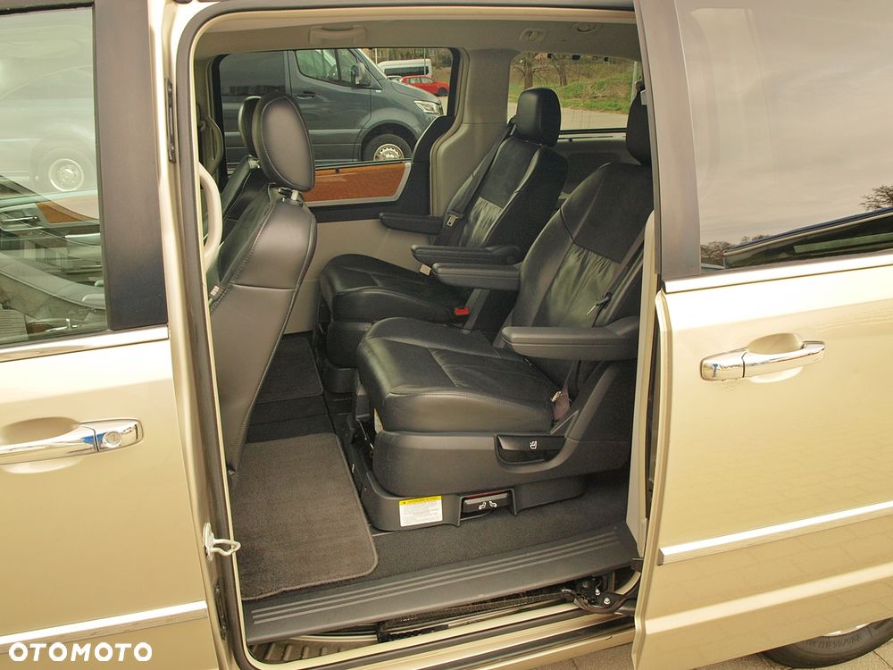 Chrysler Grand Voyager 3.8 V6 Limited - 19