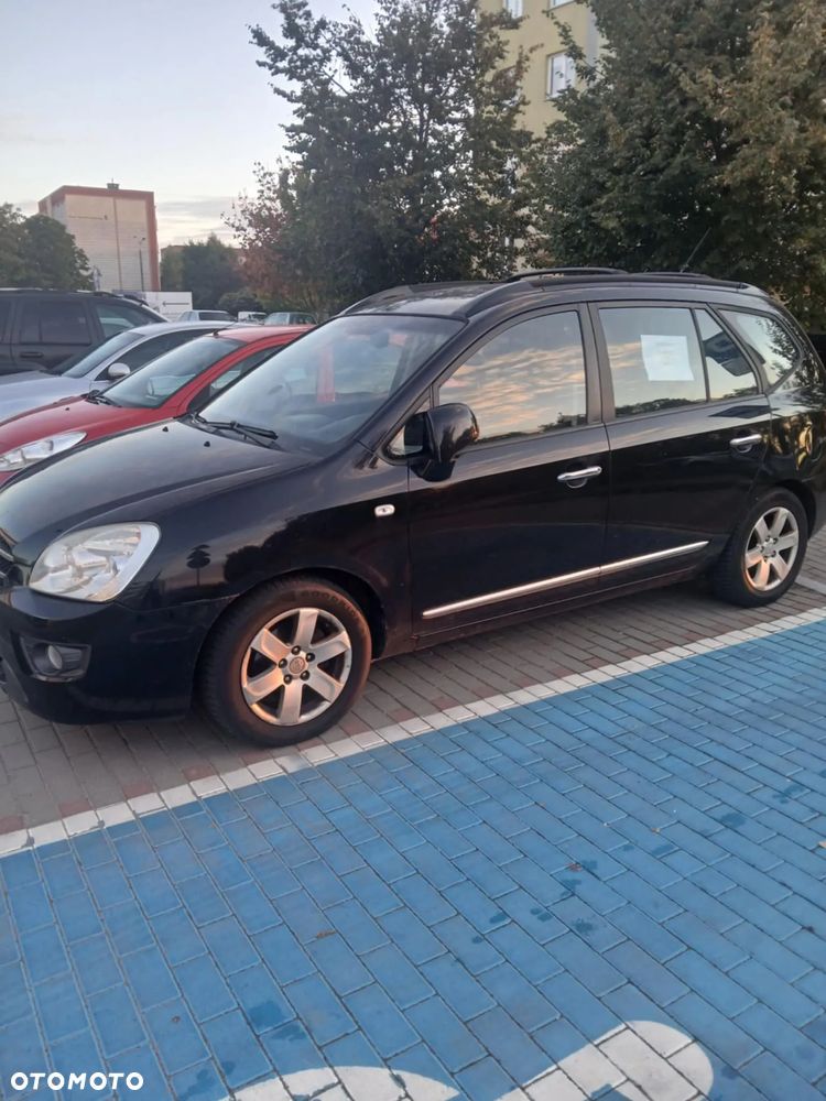 Kia Carens 2.0 CVVT Spirit - 8