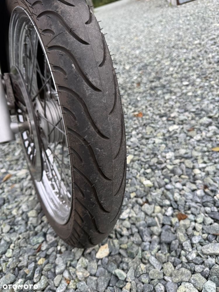 Suzuki Intruder - 9