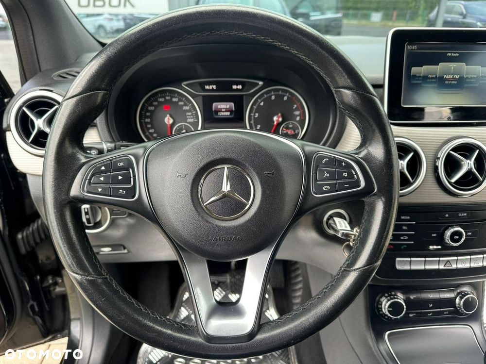Mercedes-Benz Klasa B 180 Style - 18