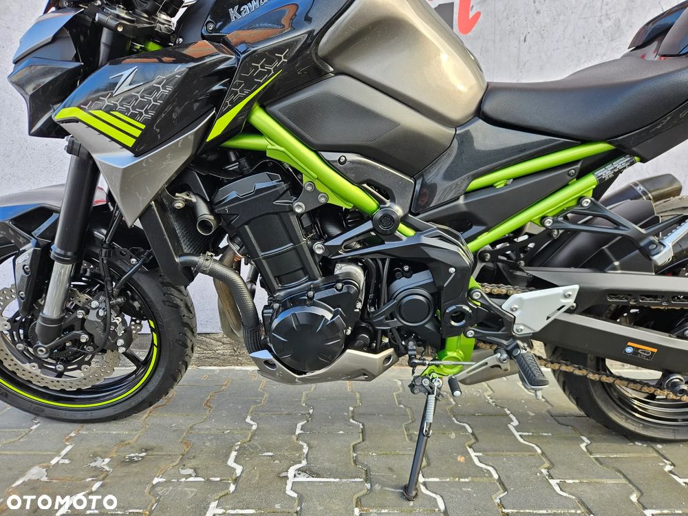 Kawasaki Z 900 - 7