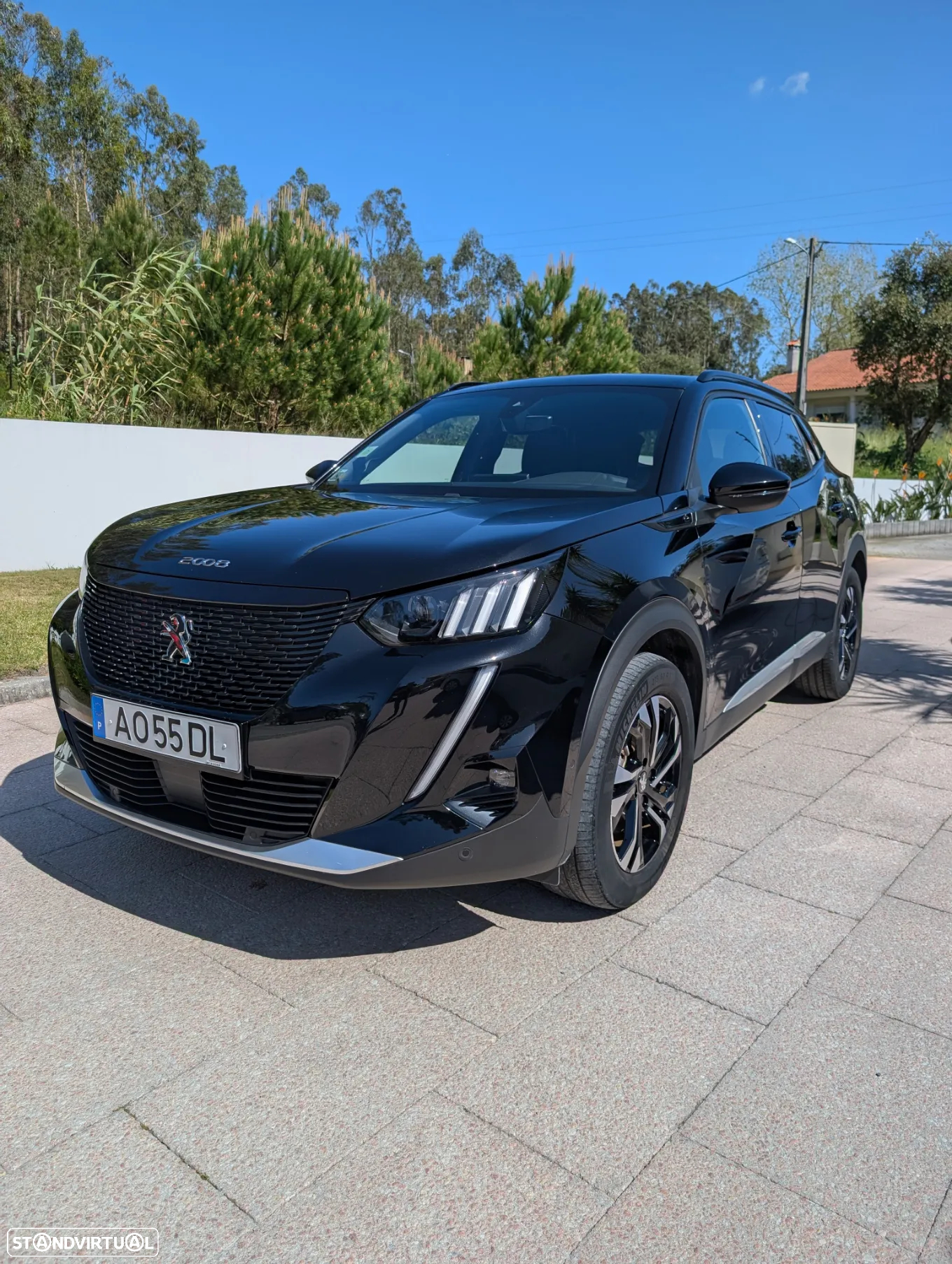 Peugeot e-2008 50 kWh GT - 3