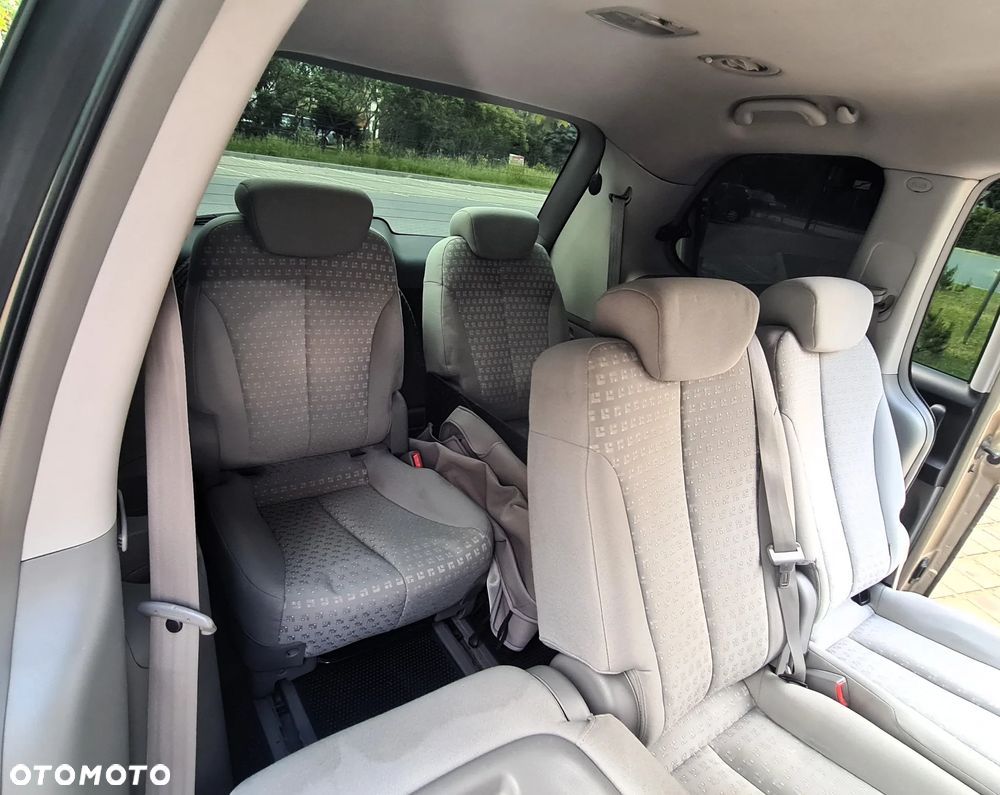 Kia Carnival 2.9 CRDi Tour - 17