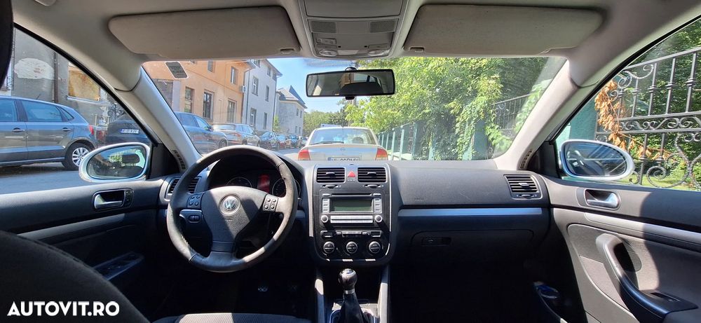 Volkswagen Jetta 1.9 TDI Comfortline - 9