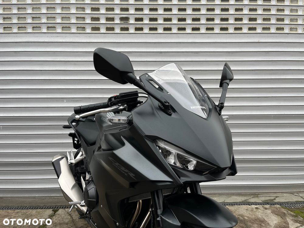 Honda CBR - 26