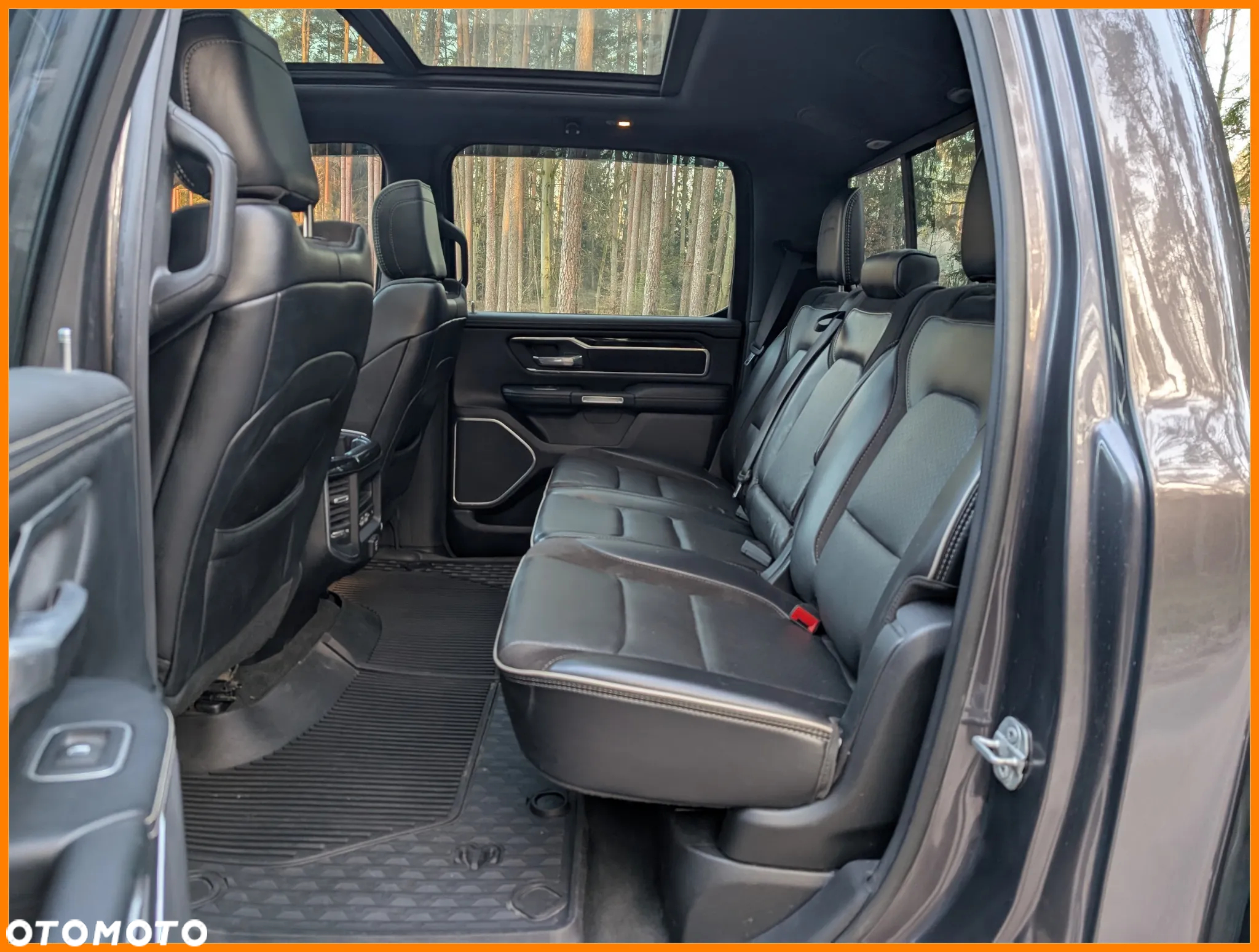 RAM 1500 Crew Cab Laramie - 18