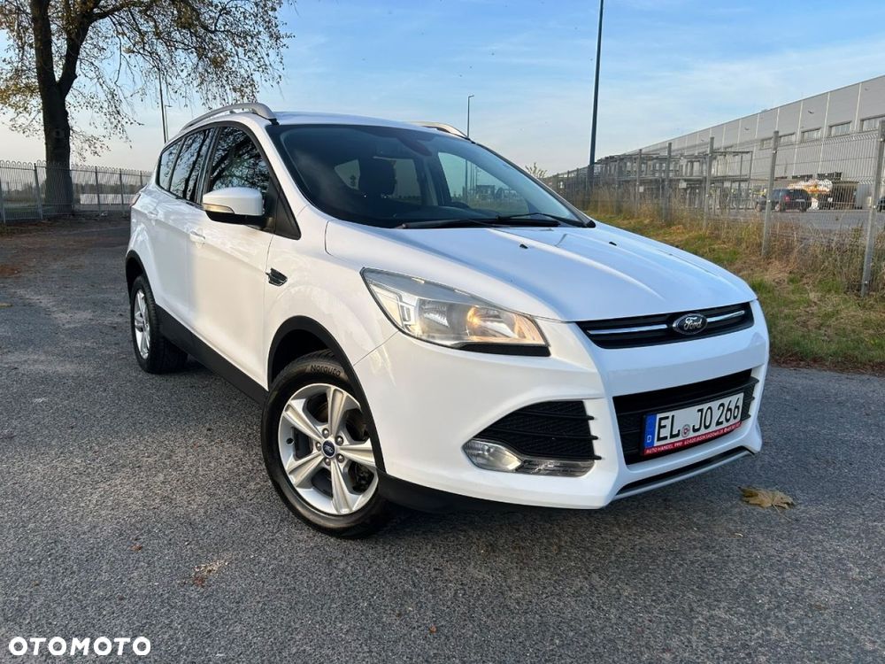 Ford Kuga - 1