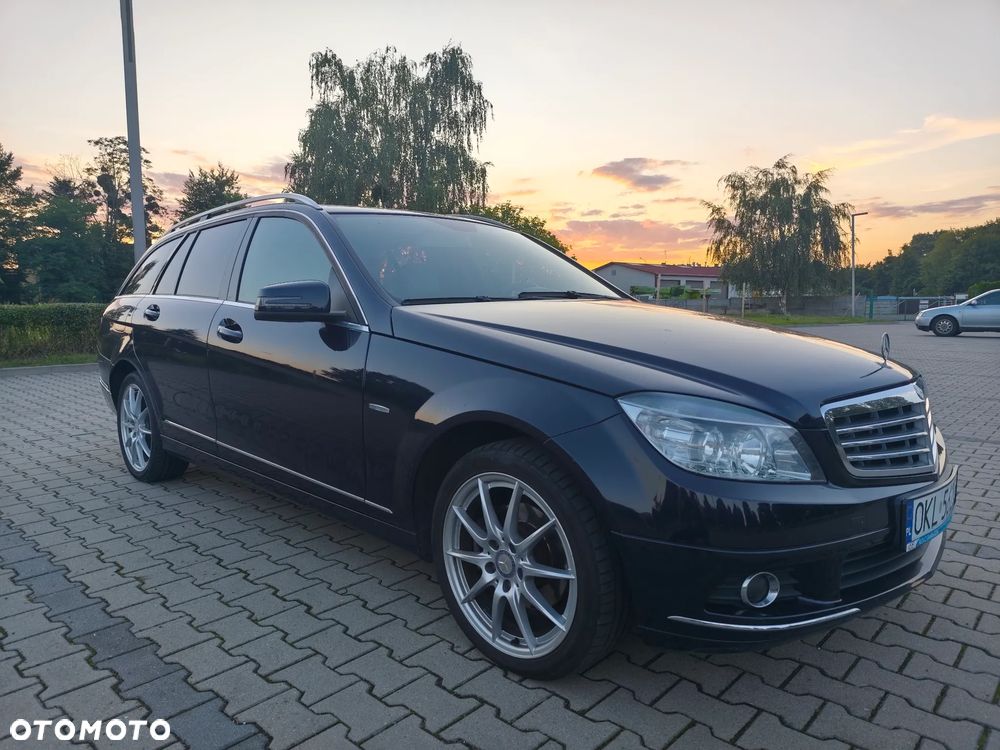 Mercedes-Benz Klasa C 200 CDI BlueEff Elegance - 1