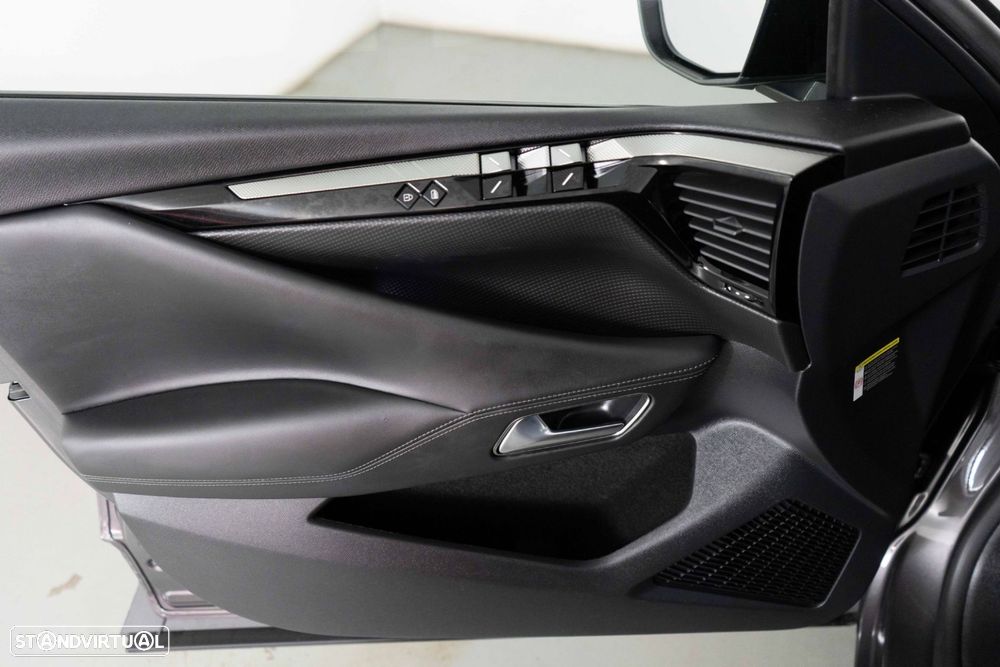 DS DS4 1.2 PureTech Rivoli EAT8 - 16