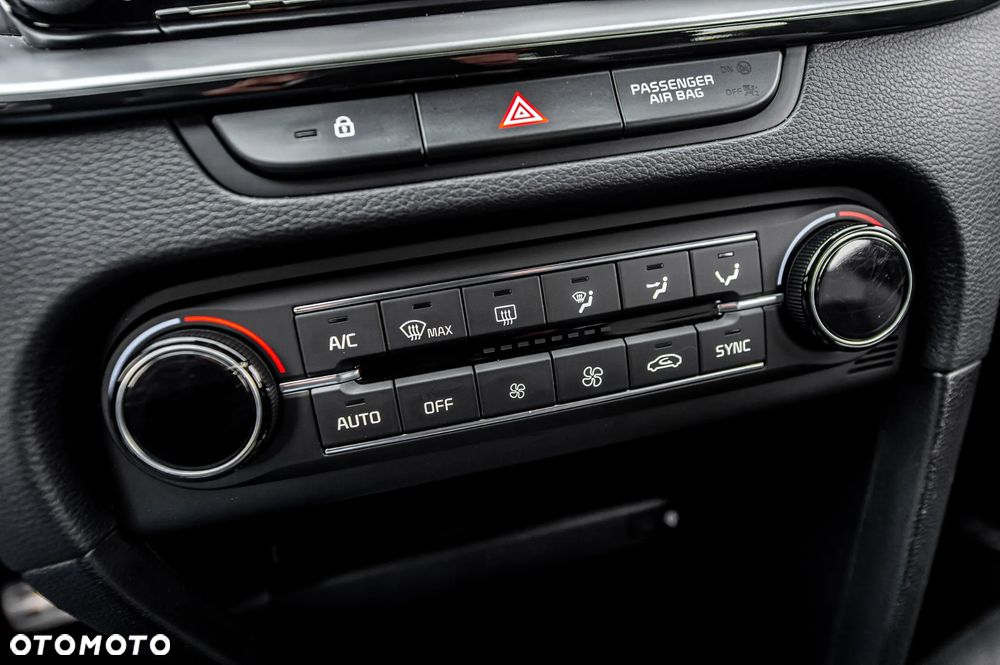 Kia ProCeed 1.4 T-GDI DCT7 OPF GT LINE - 33