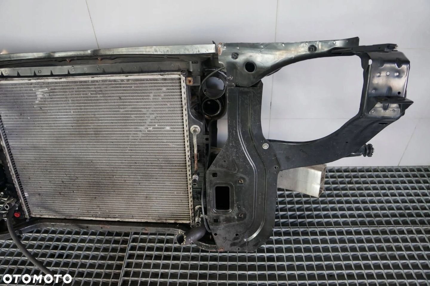 PAS PRZEDNI BELKA WZMOCNIENIE MERCEDES W164 ML 3.0 - 8
