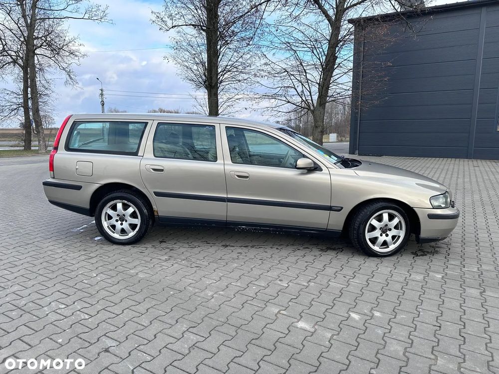 Volvo V70 - 10