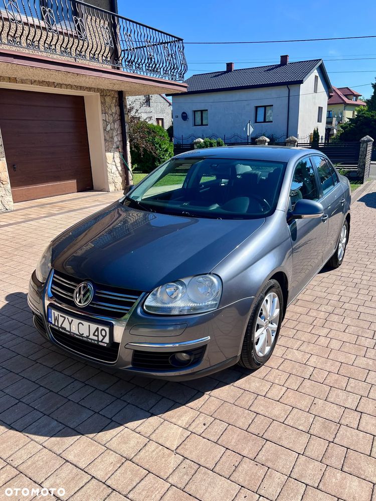 Volkswagen Jetta 1.6 TDI DPF Trendline - 3