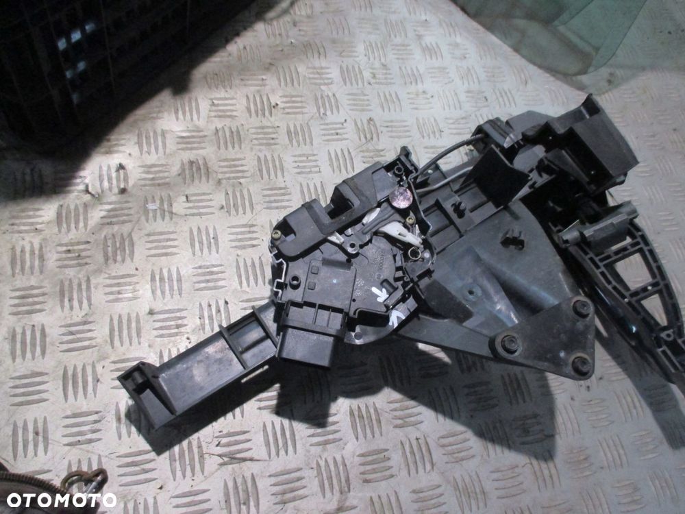 KLAMKA DRZWI LEWY PRZÓD FORD FOCUS C-MAX U3 - 3