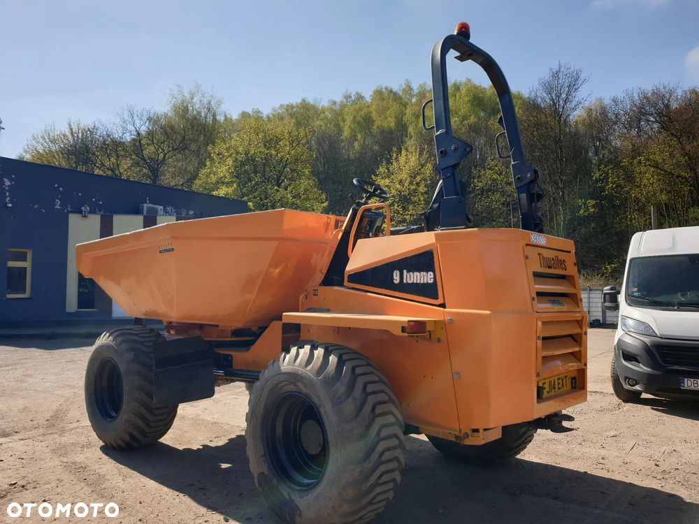 Thwaites MACH698 - 10