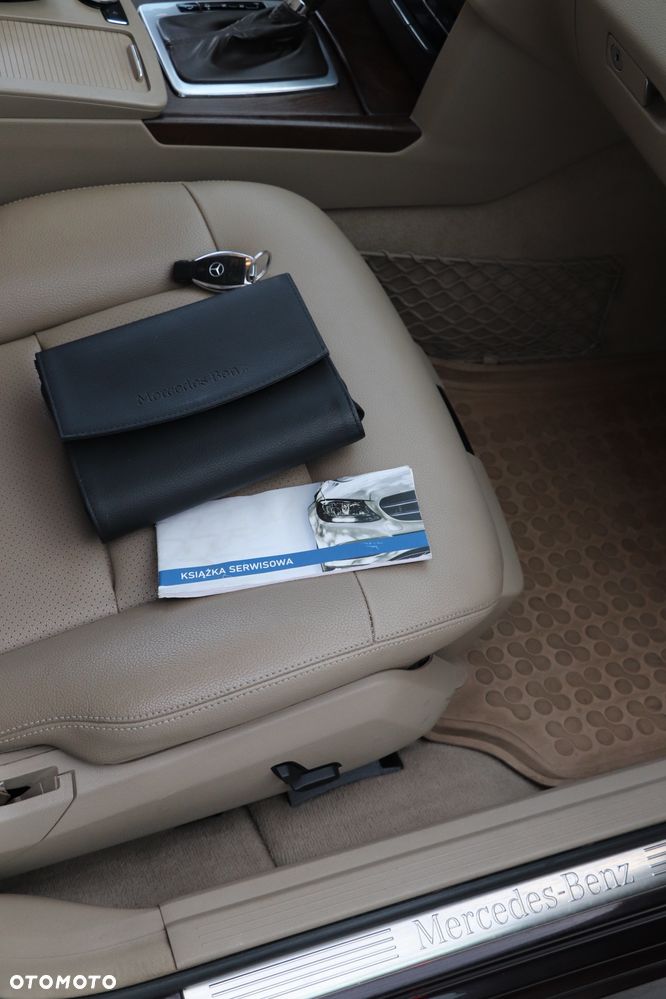 Mercedes-Benz Klasa E - 19