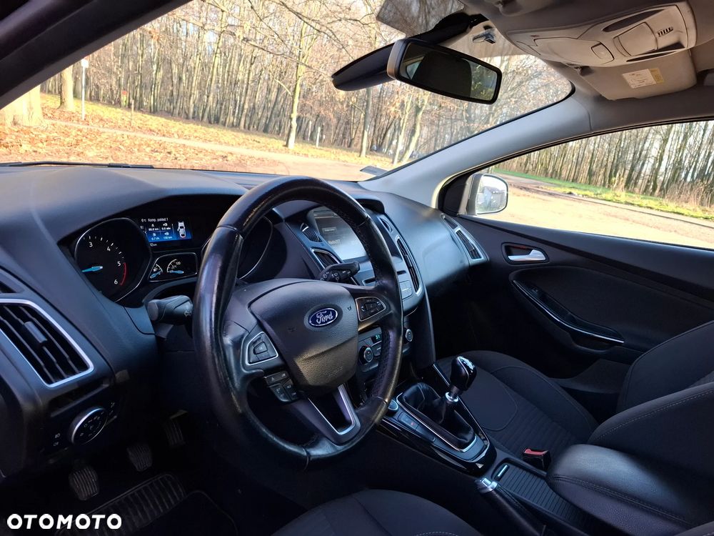 Ford Focus 2.0 TDCi Titanium ASS - 10