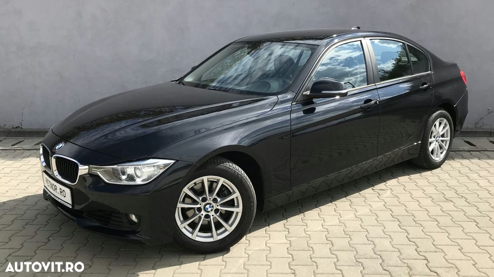 BMW Seria 3 320i Aut. - 2