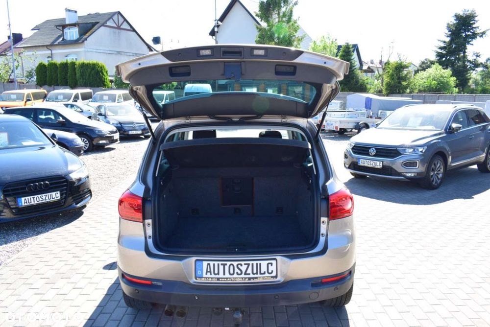 Volkswagen Tiguan - 11