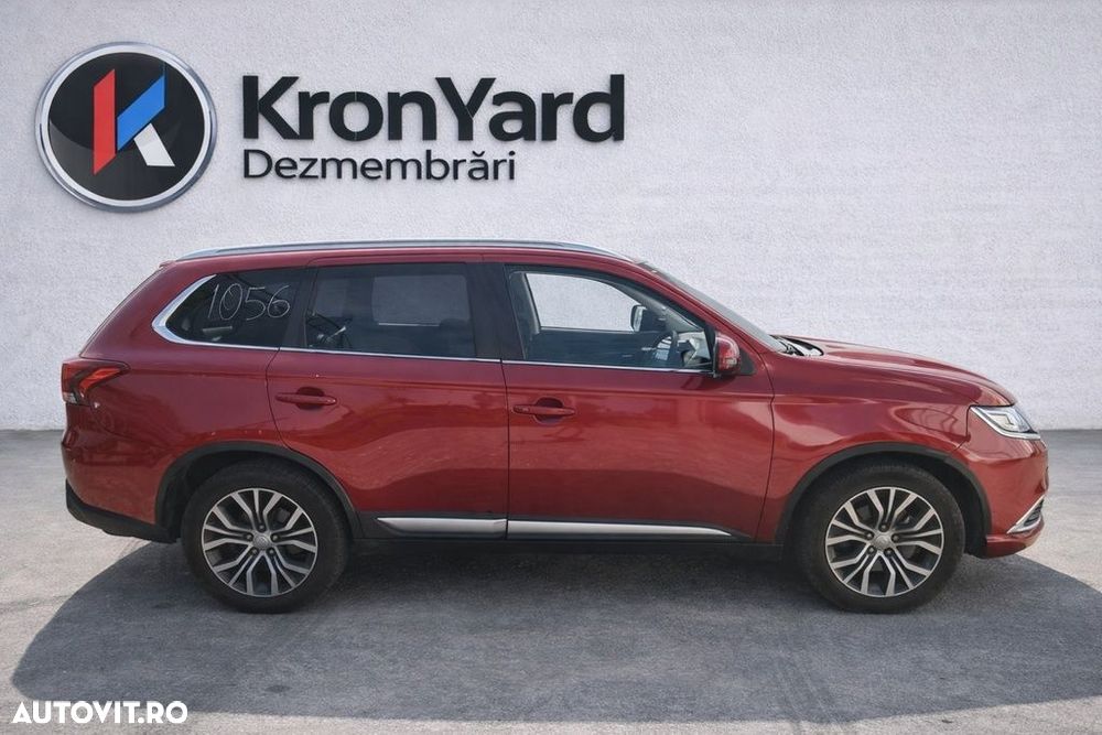 Dezmembrari dezmembrez  Mitsubishi Outlander III facelift 2.2 DIESEL 2015-2018  4N14 - 7